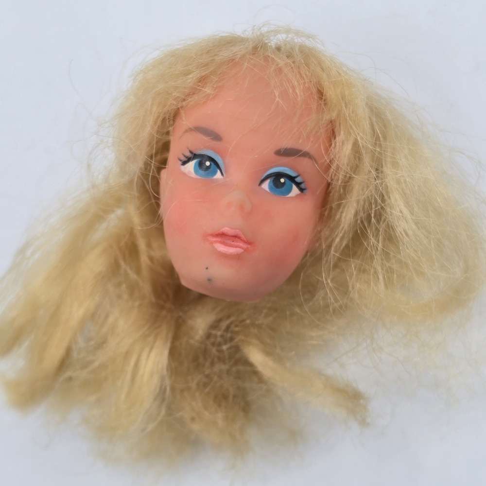 Vintage Talking Barbie- Blonde 1966 Mattel TNT HEAD ONLY #1115